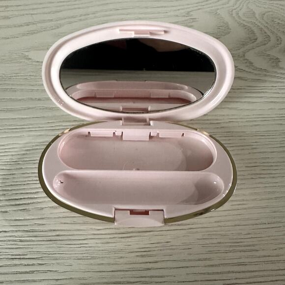 MARY KAY REFILLABLE ORANGE PINK COMPACT WITH MIRROR 3-3/4" NEW IN BOX 5455 - Picture 3 of 5